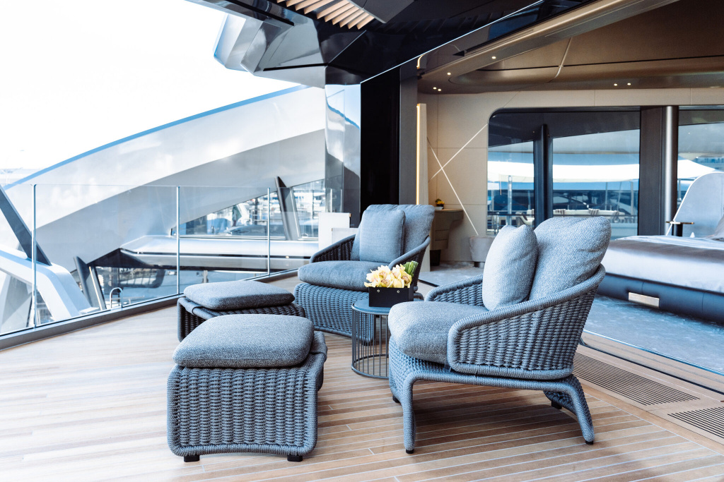 THIS-IS-IT-owners-balcony-Upper-deckCourtesy-toIYC2.jpg THIS-IS-IT-owners-balcony-Upper-deckCourtesy-toIYC2.jpg